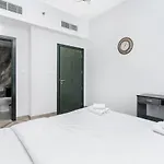 Big Apt I Group Stay I Near Burj Khalifa