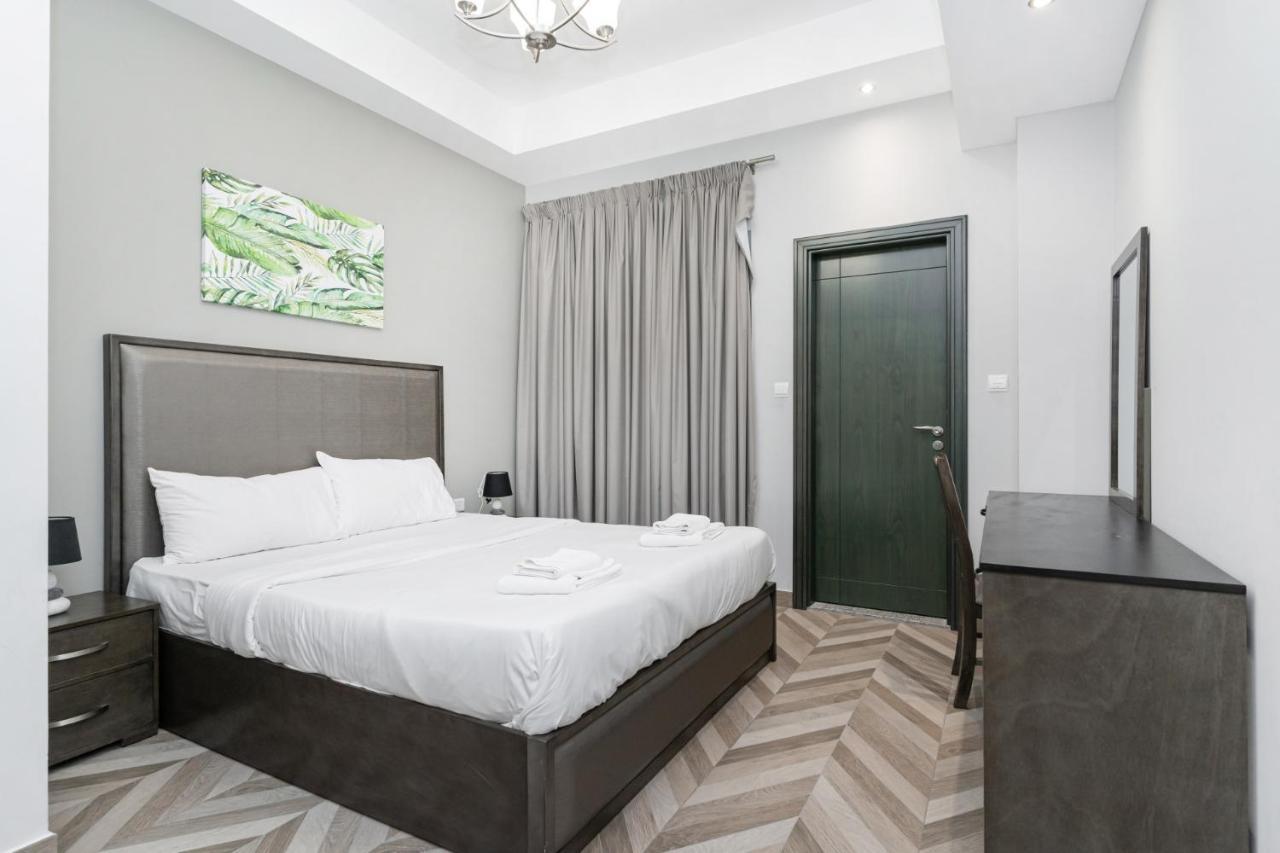 Big I Group I Near Burj Khalifa Apartment *